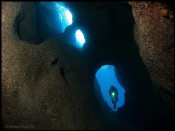 - BLUE EYE -
A system of tunnels and caves called Blue E... by Reinhard Arndt 